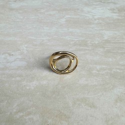 low gold ring