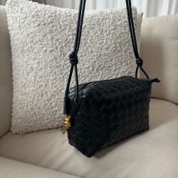 Mila black bag