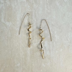 say gold earring