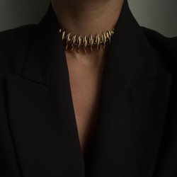 thea gold necklace