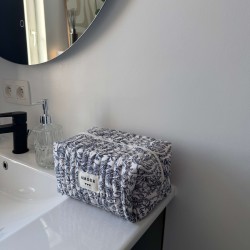 noya beauty bag