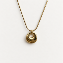 milo gold necklace