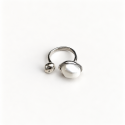 perla silver ring