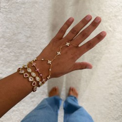 nina hand chain